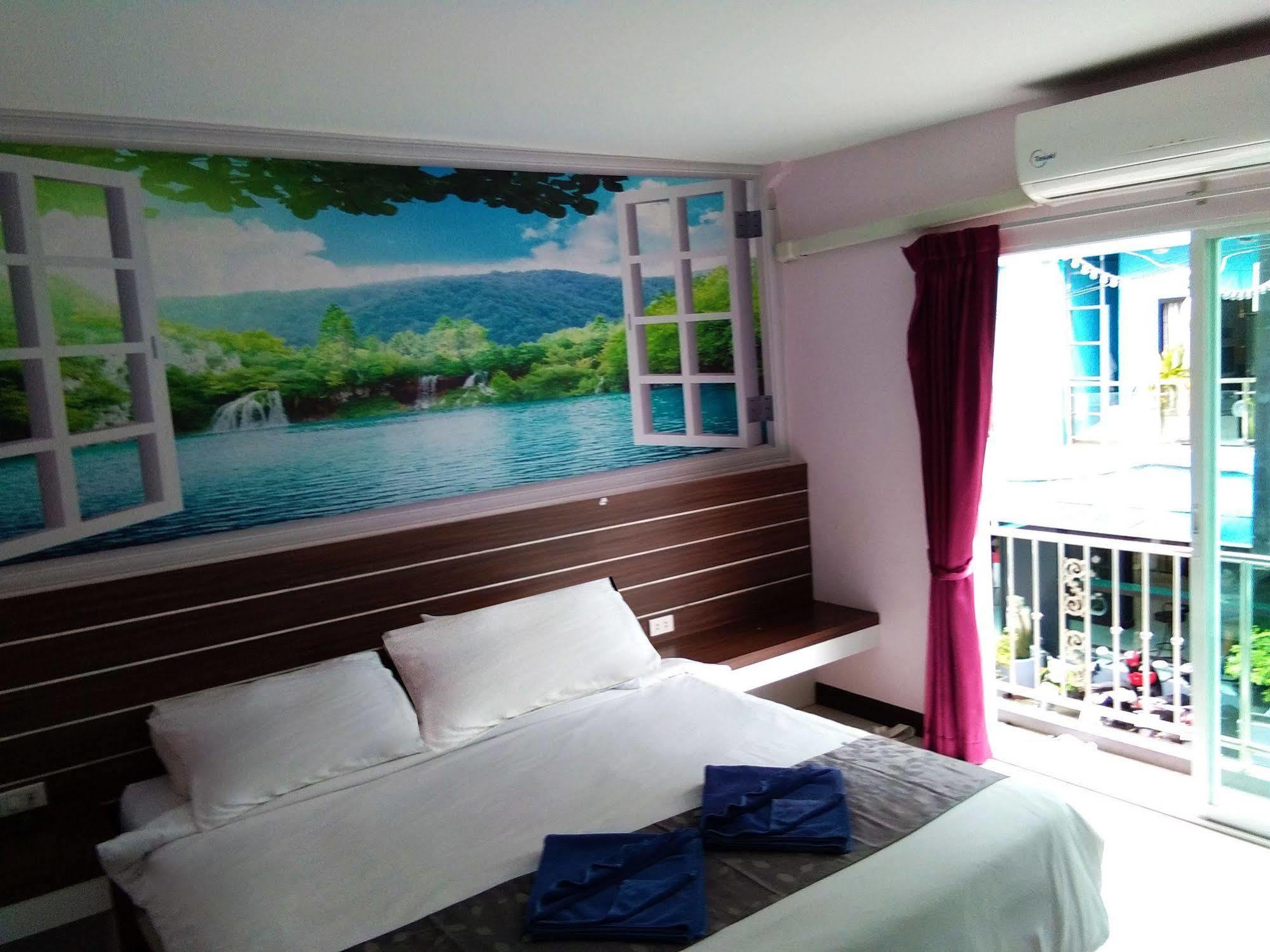 The Shades Bed And Breakfast Boutique Hotel Patong Exteriér fotografie